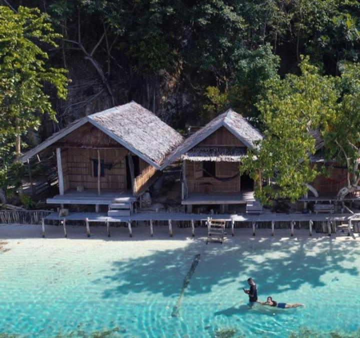 Mambetron Homestay Raja Ampat Pulau Mansuar Exteriér fotografie