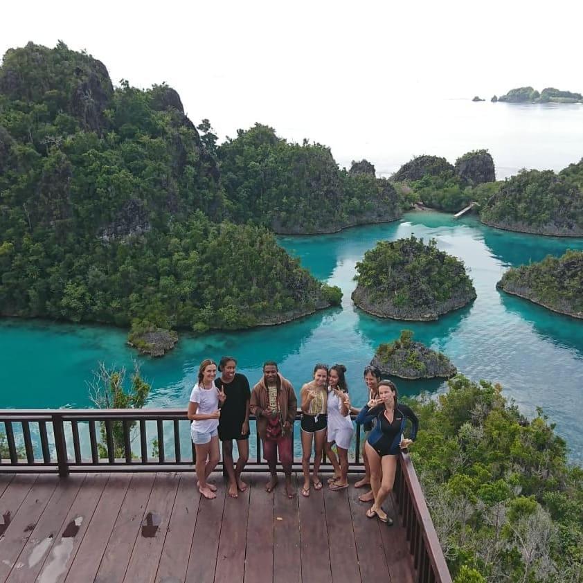 Mambetron Homestay Raja Ampat Pulau Mansuar Exteriér fotografie